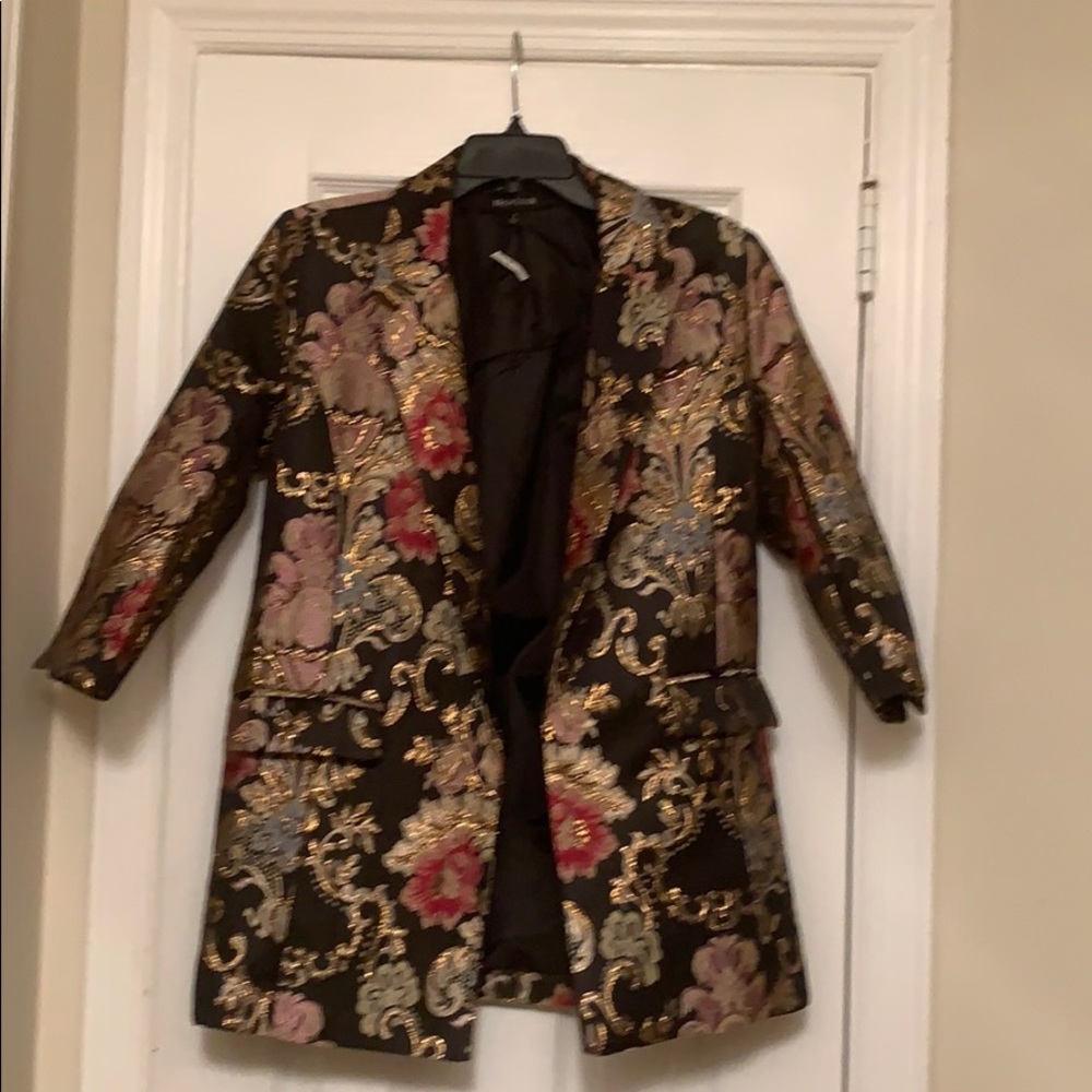 NWT..Silk Like Tapestry Blazer